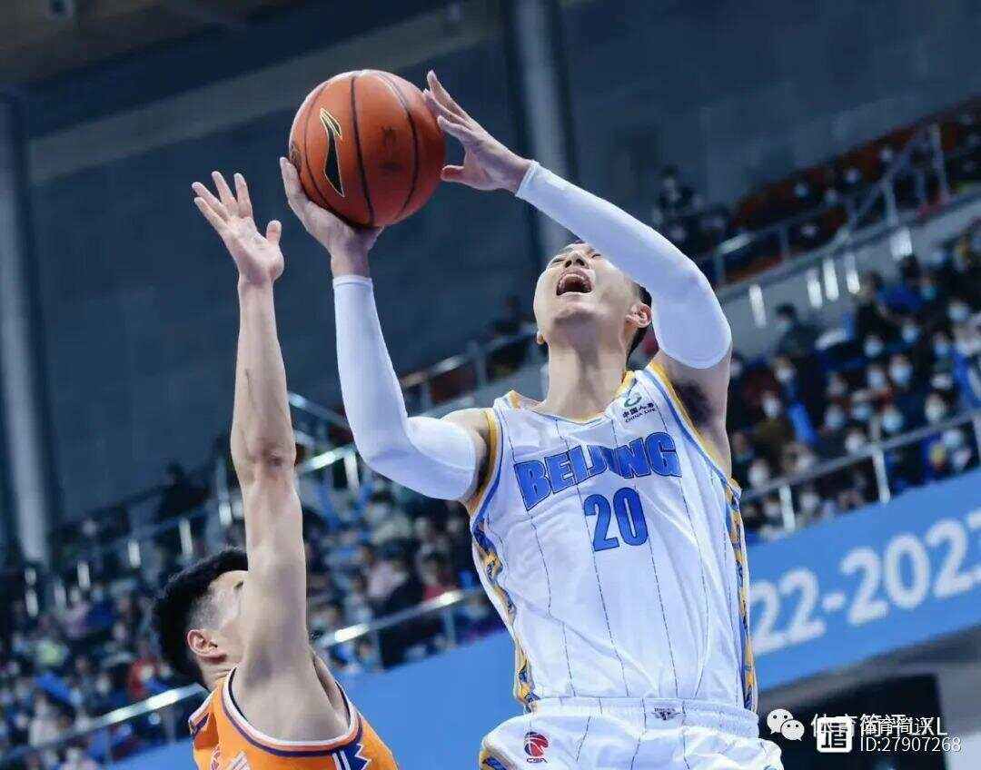 今晚CBA常规赛传出新动向；底特律活塞手感冰凉；管理层表态：态度坚定；球队文化再被提及的简单介绍